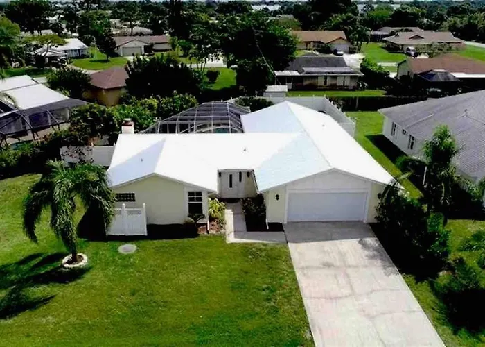 House With Heated Pool Near To Florida Beaches