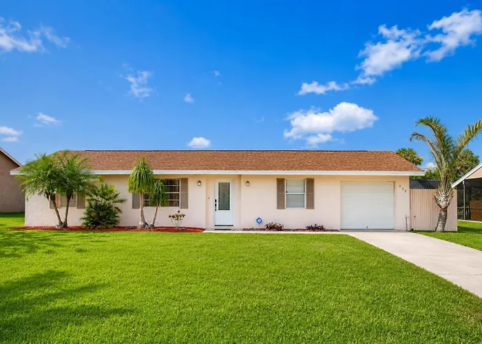 3 Bedrooms 2 Baths Pool Home Available For Longer Stays!!!